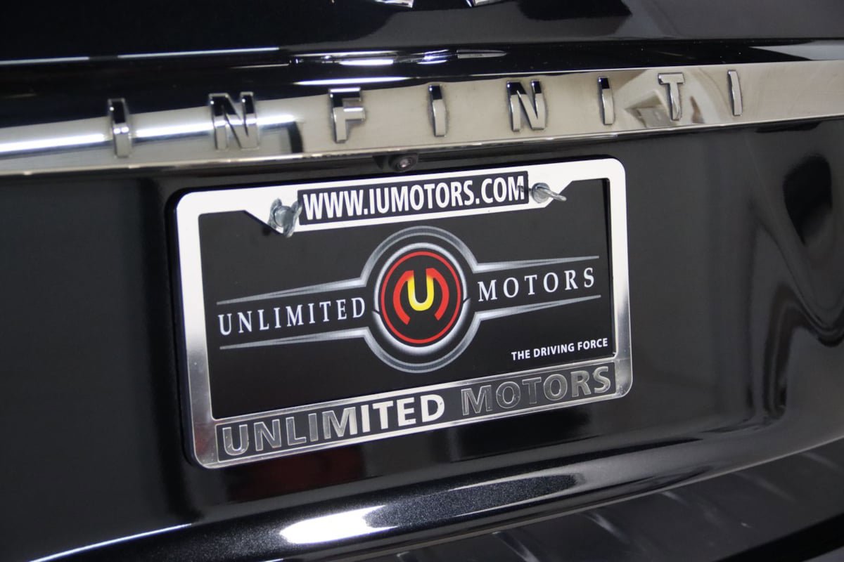 Used 2024 INFINITI QX80 Sensory AWD/4WD image 11