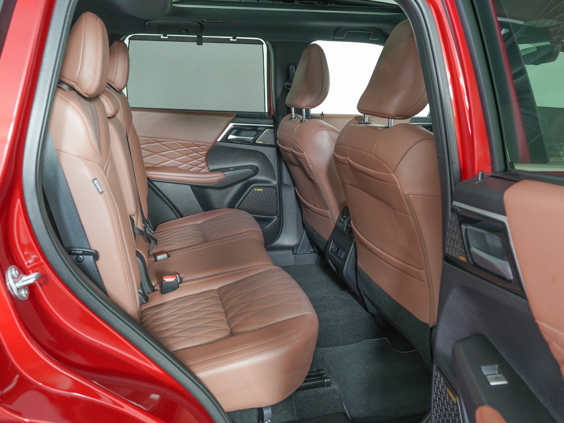 Used 2025 Mitsubishi Outlander SEL image 10