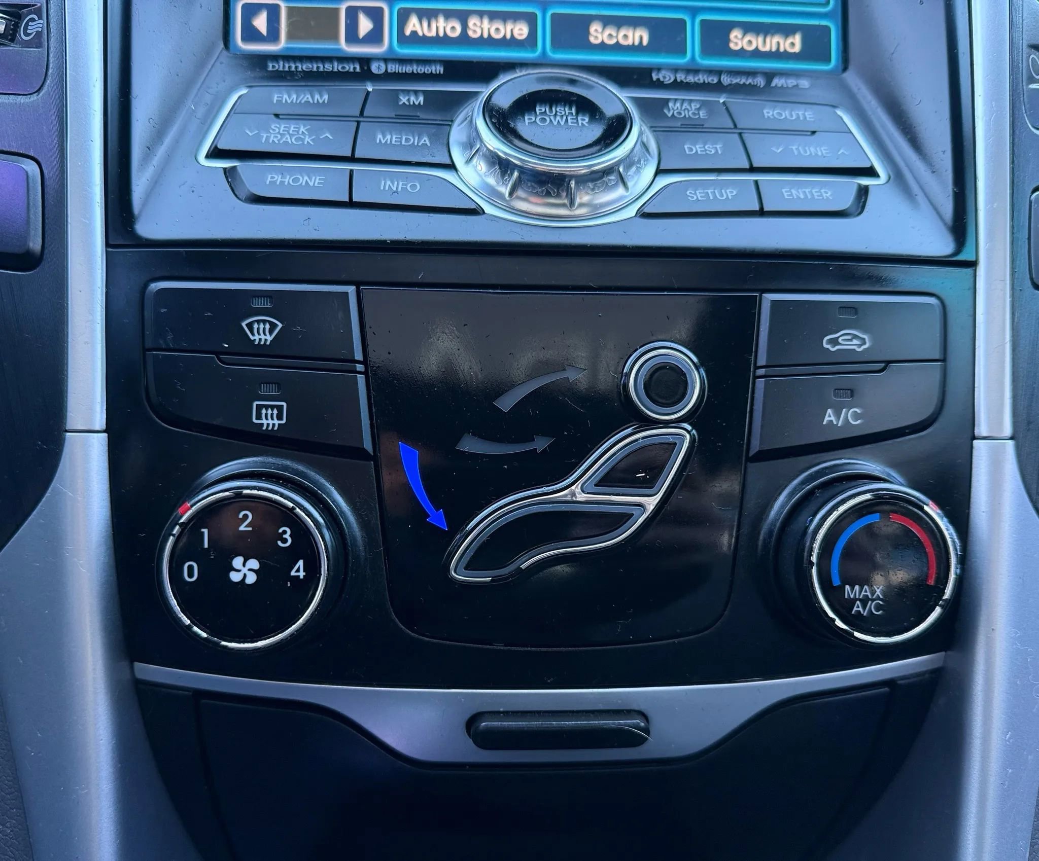 Used 2013 Hyundai Sonata SE w/ Navigation & Sunroof Pkg image 19