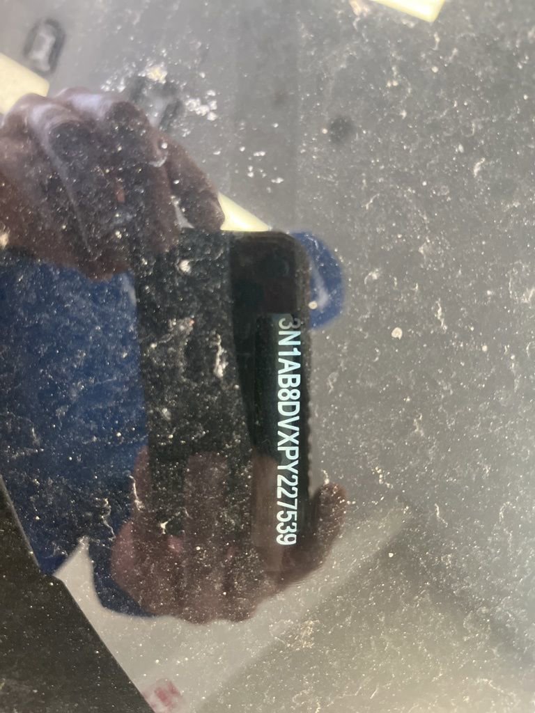 Used 2023 Nissan Sentra SR w/ Trunk Package image 2