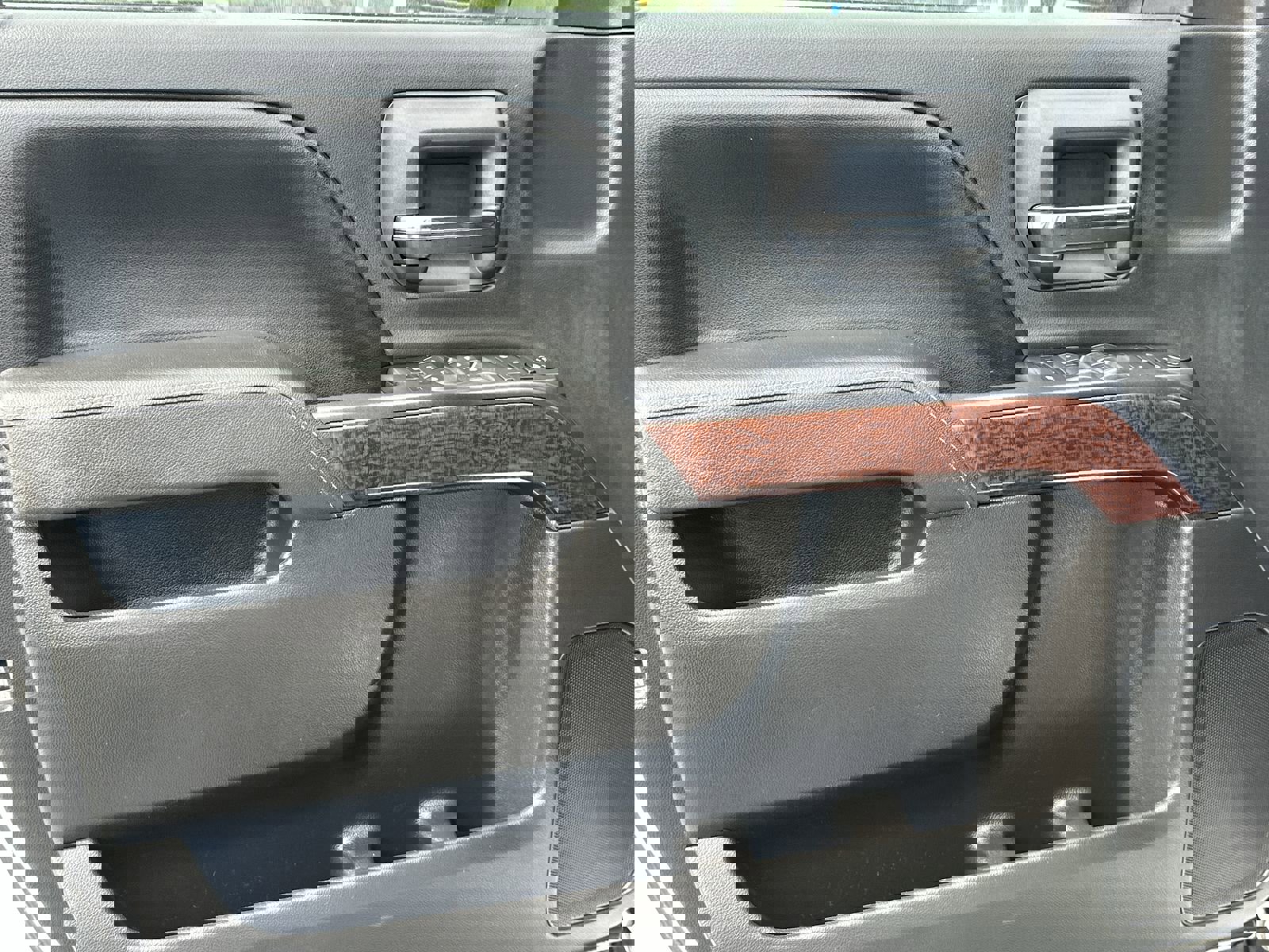 Used 2015 GMC Sierra 1500 SLE w/ SLE Value Package image 14