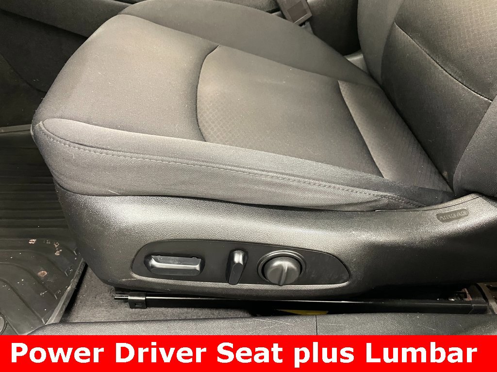 Used 2018 Chevrolet Malibu LT w/ Redline Edition image 9