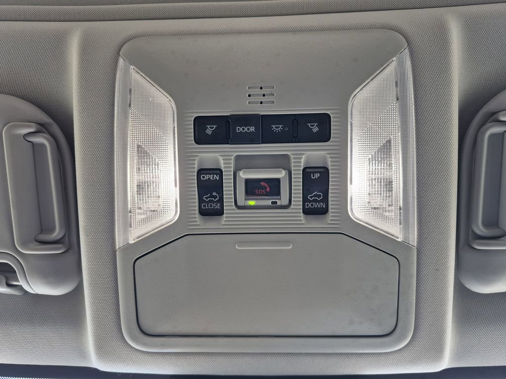 Used 2024 Toyota RAV4 XLE Premium image 27