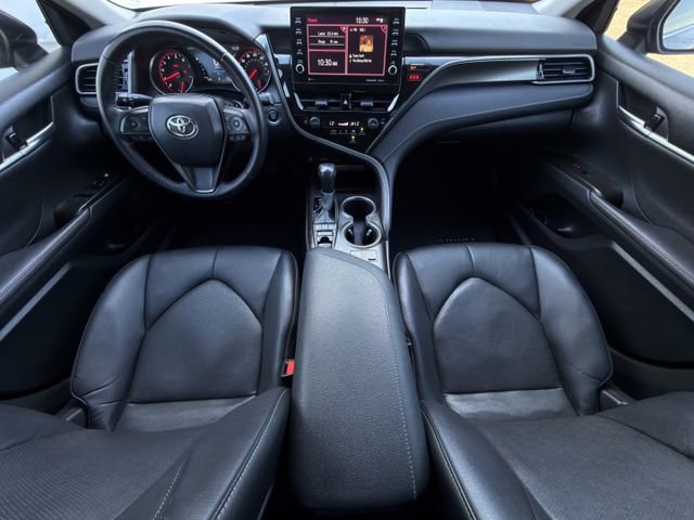Used 2021 Toyota Camry XSE image 10
