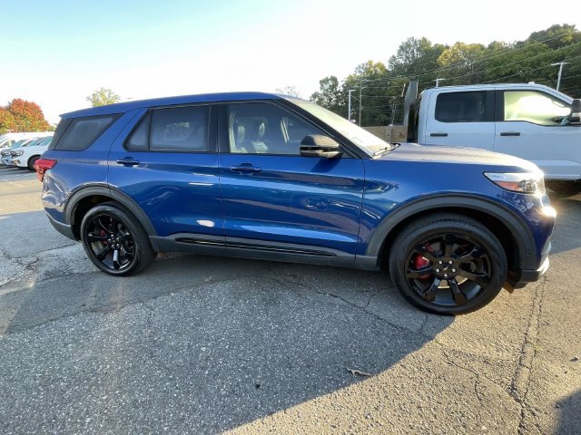 Used 2022 Ford Explorer ST w/ Equipment Group 401A AWD/4WD image 8