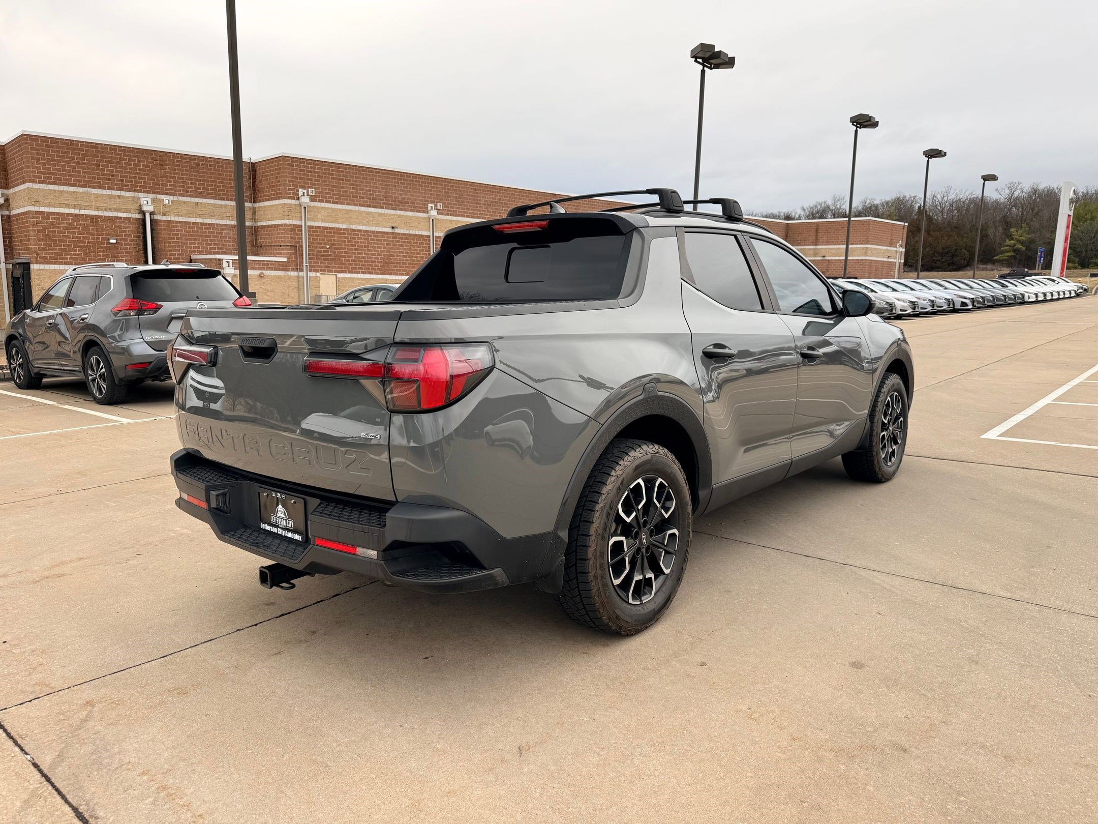 Used 2022 Hyundai Santa Cruz SEL w/ Activity Package image 8