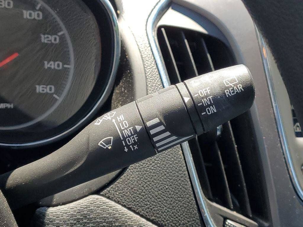 Used 2019 Chevrolet Cruze LT w/ Sun And Sound Package FWD image 14