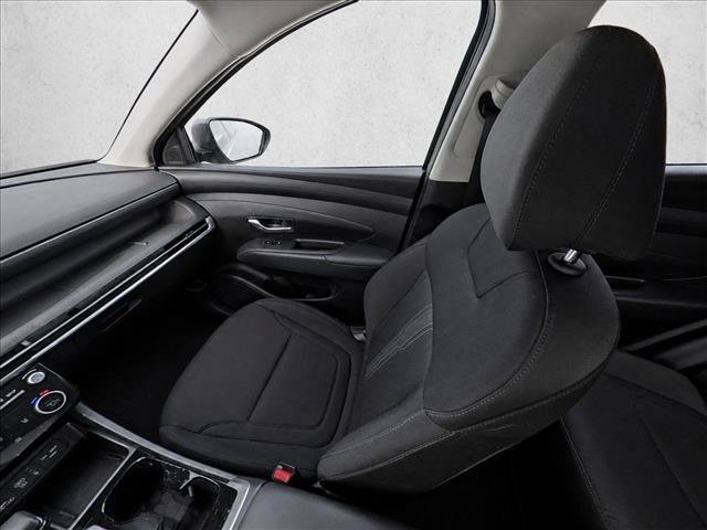 Used 2025 Hyundai Tucson SEL FWD image 19