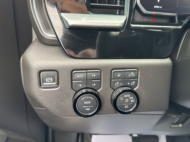 Used 2026 Chevrolet Silverado 1500 LT Trail Boss w/ LT Trail Boss Premium Package image 25