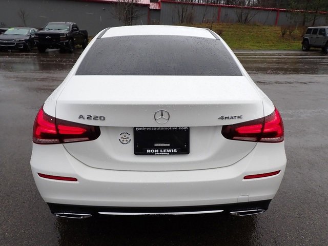 Used 2022 Mercedes-Benz A 220 4MATIC image 4