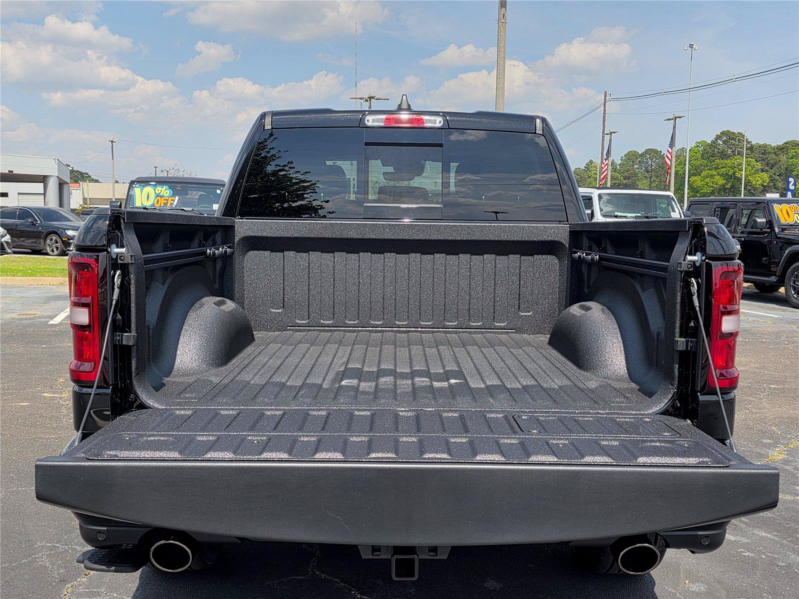 New 2026 RAM 1500 Laramie w/ Night Edition AWD/4WD image 35