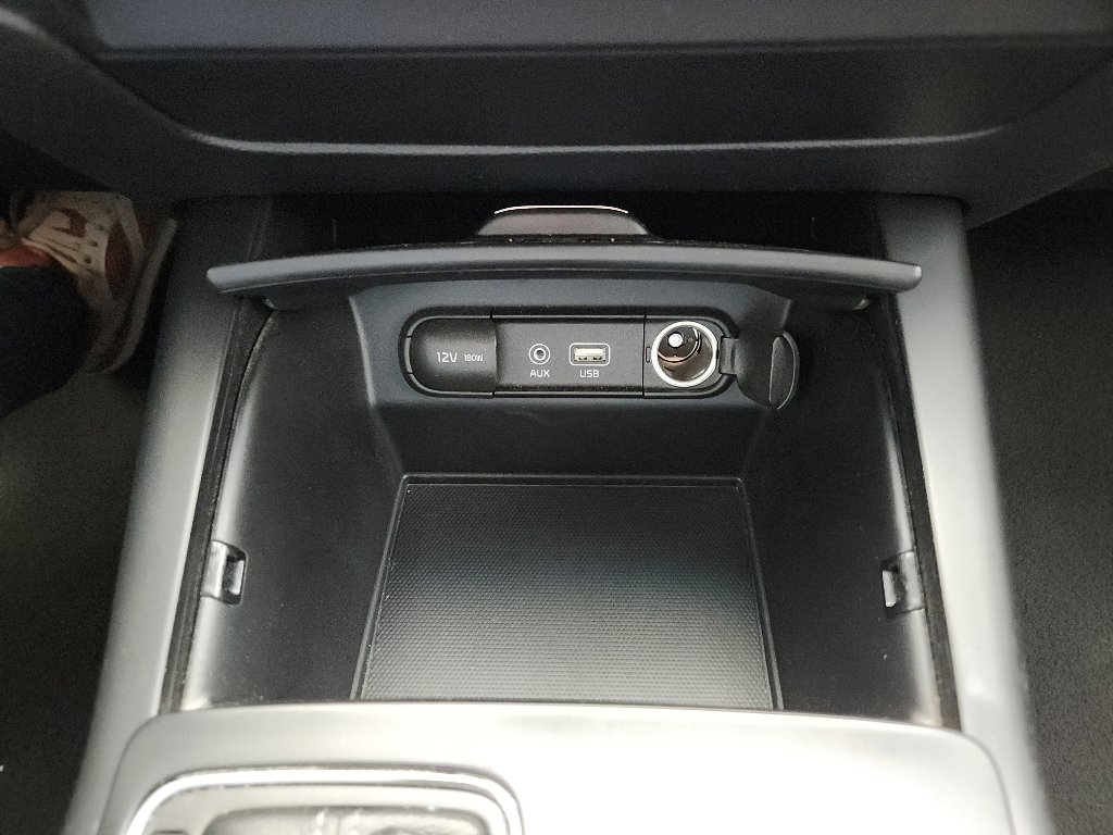 Used 2020 Kia Sorento L FWD image 22