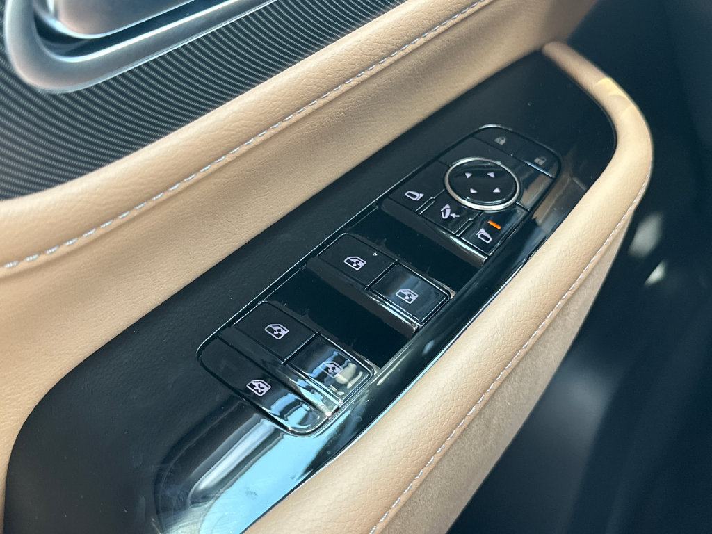 New 2027 INFINITI QX80 Luxe w/ Cargo Package RWD image 31