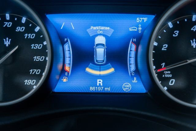 Used 2018 Maserati Levante S GranSport image 43