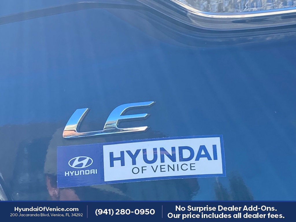 Used 2022 Toyota Corolla LE FWD image 25