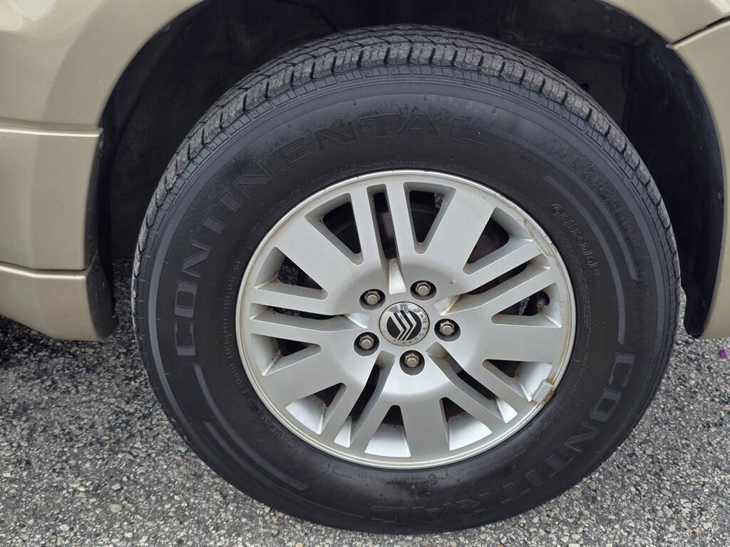 Used 2007 Mercury Mariner Luxury FWD image 21
