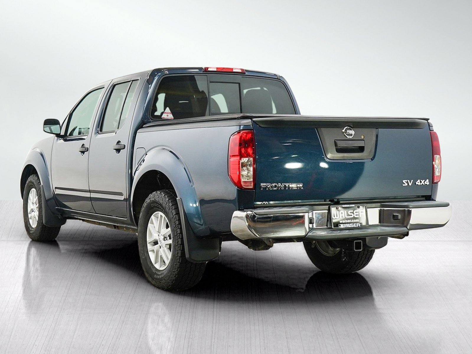 Used 2016 Nissan Frontier SV AWD/4WD image 3