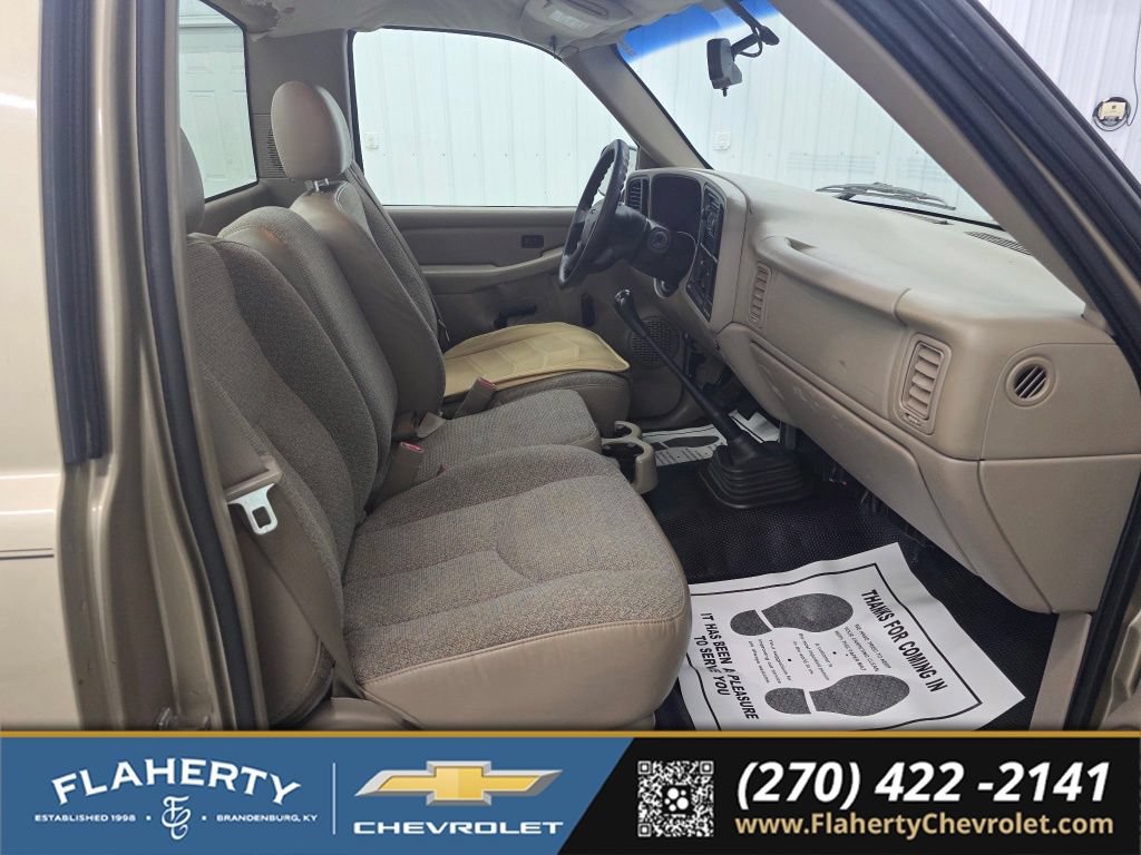 Used 2005 GMC Sierra 1500 W/T RWD image 11
