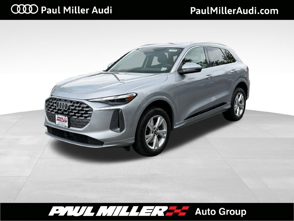 Certified 2025 Audi Q5 Premium w/ Convenience Package