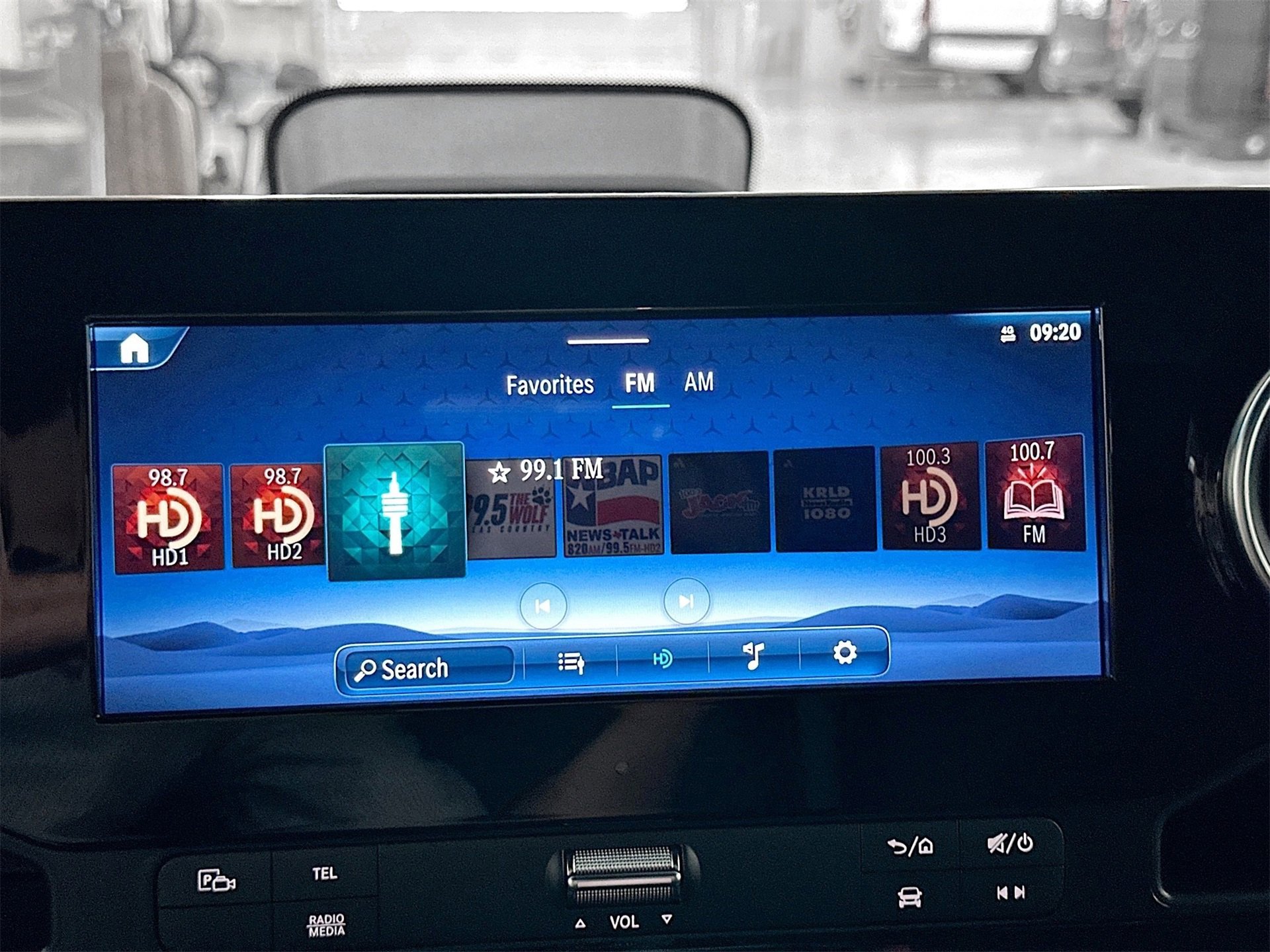 Used 2025 Mercedes-Benz Sprinter 2500 image 15