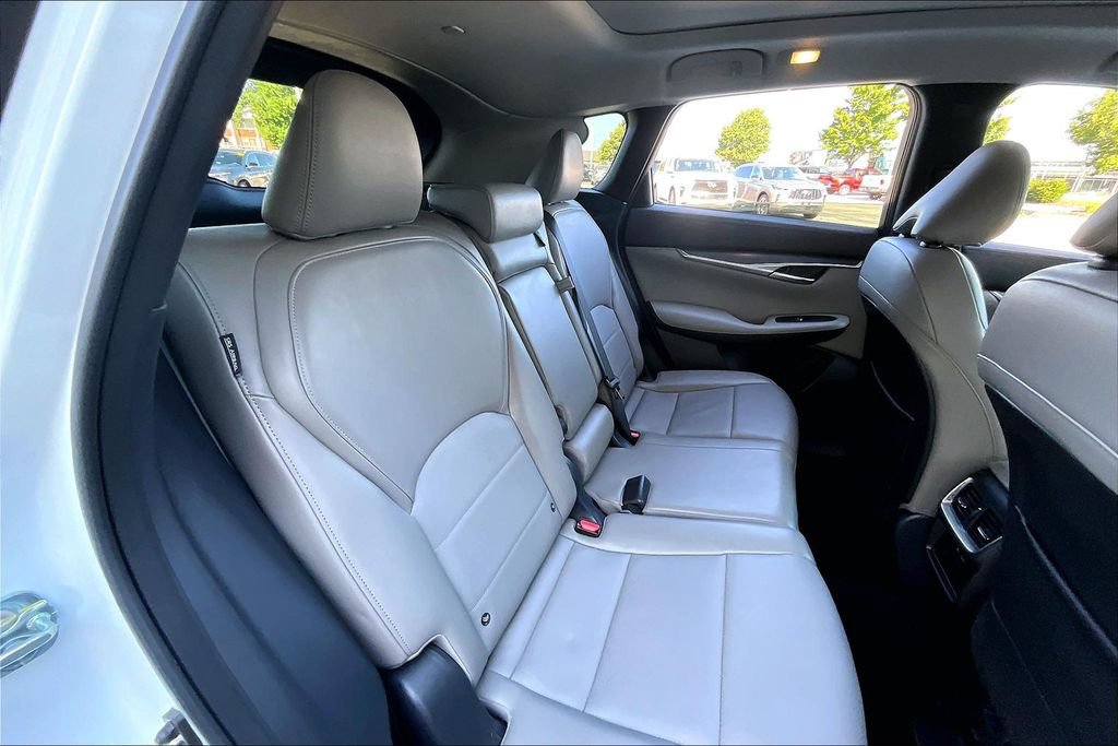 Certified 2024 INFINITI QX50 Luxe AWD/4WD image 30
