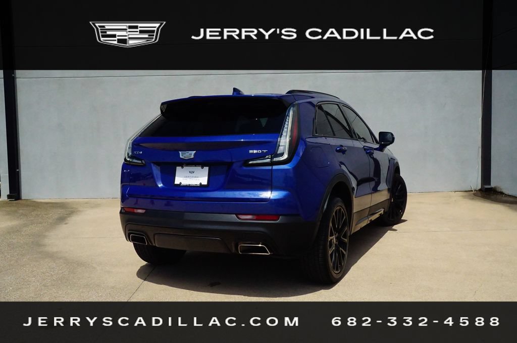 Used 2022 Cadillac XT4 Sport w/ Comfort Package FWD image 7