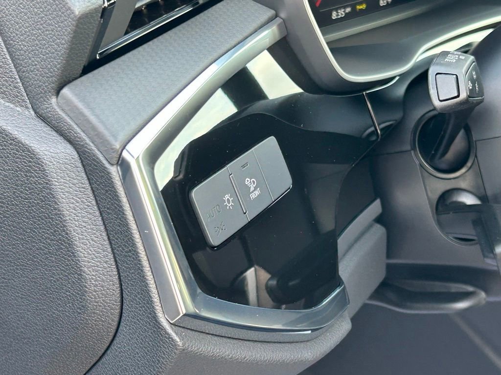 New 2025 Audi Q3 2.0T Premium w/ Convenience Package AWD/4WD image 71