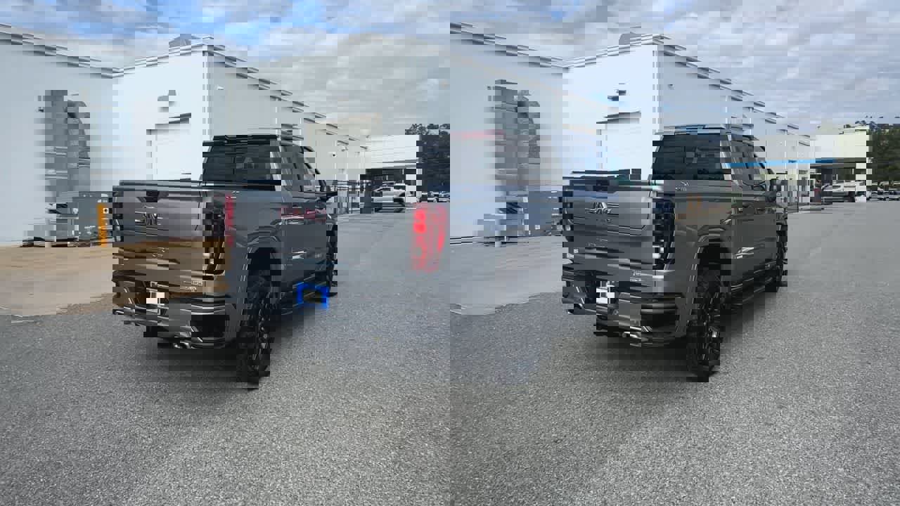 New 2026 GMC Sierra 1500 Elevation w/ Elevation Premium Package image 8