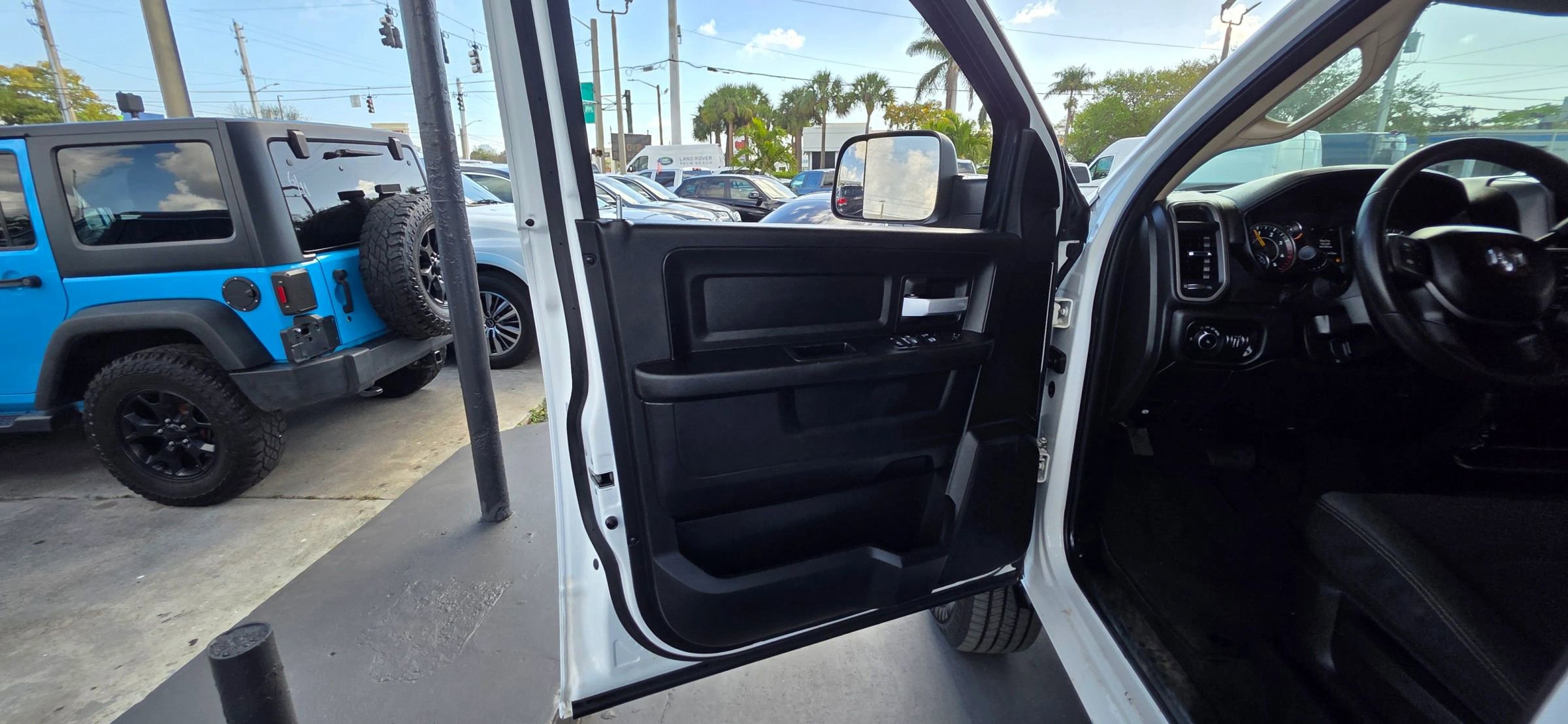 Used 2019 RAM 2500 Tradesman image 20