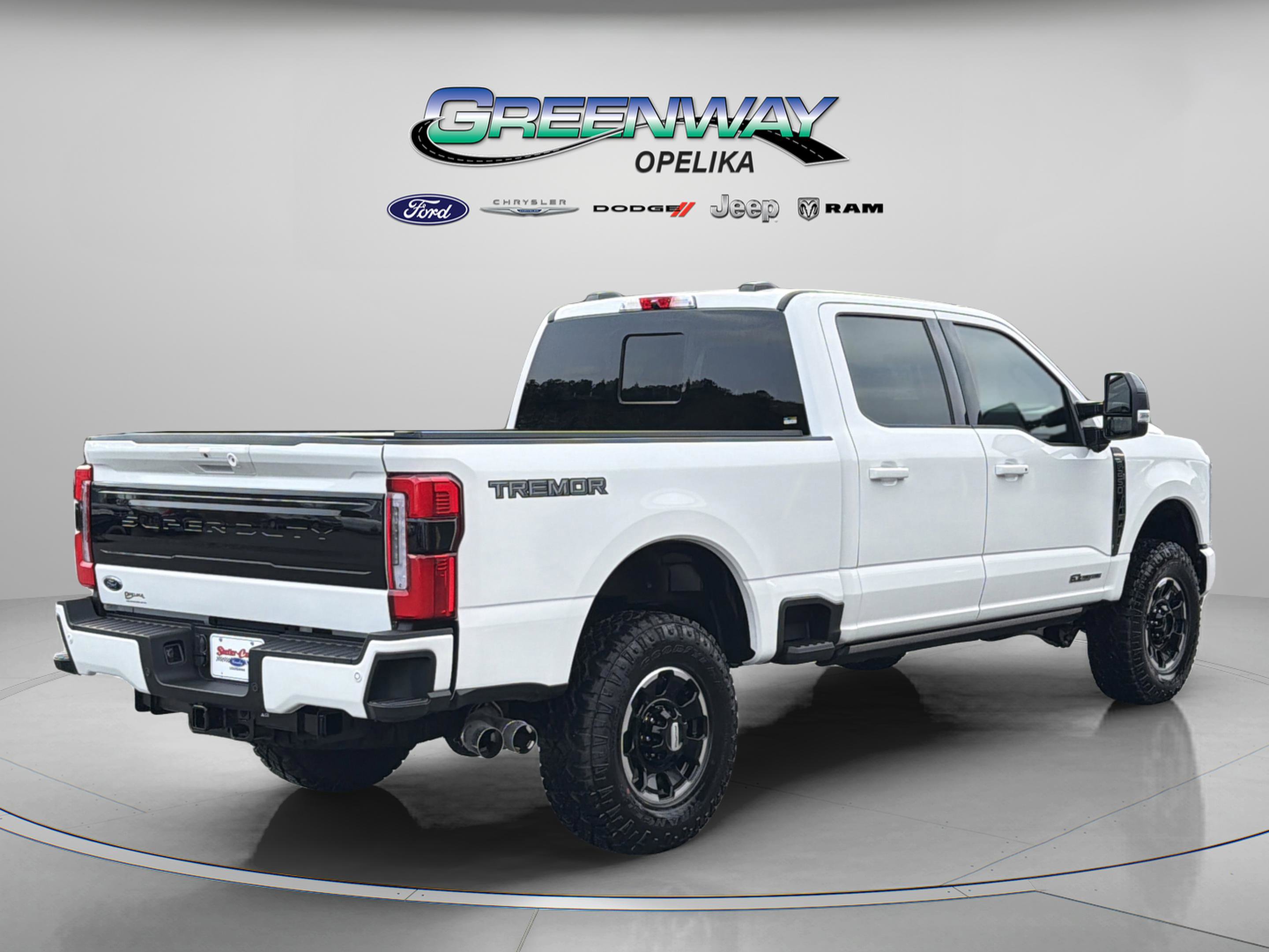 New 2026 Ford F250 Platinum w/ Tremor Off-Road Package image 9