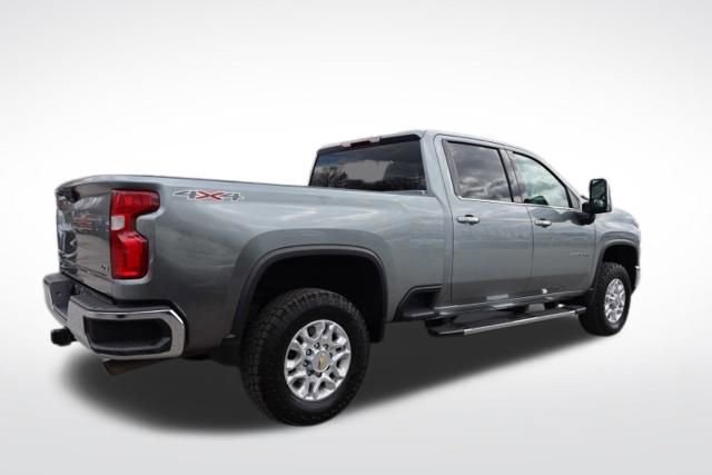 Used 2024 Chevrolet Silverado 2500 LTZ w/ LTZ Convenience Package image 11