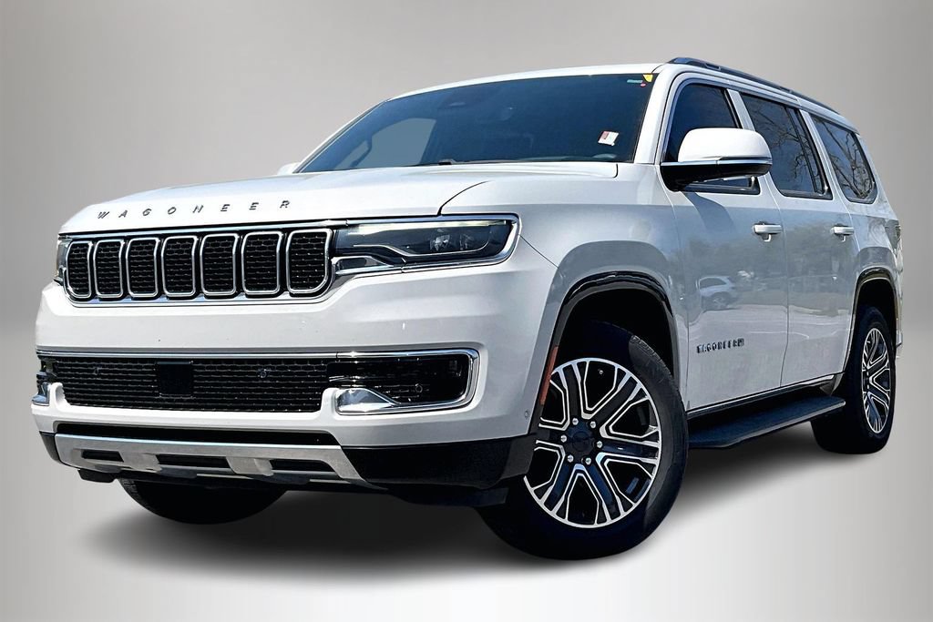 Used 2022 Jeep Wagoneer Series III AWD/4WD image 2