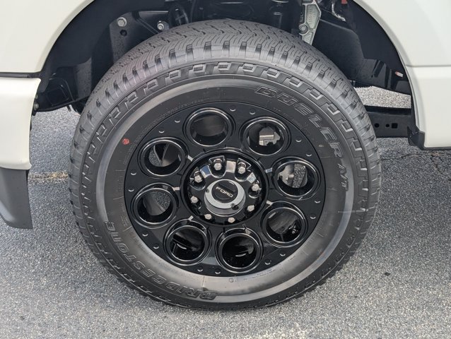 New 2026 Ford F350 Lariat w/ Black Appearance Package AWD/4WD image 13