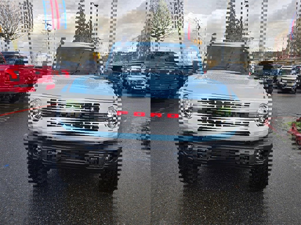 New 2025 Ford Bronco Heritage Edition image 2