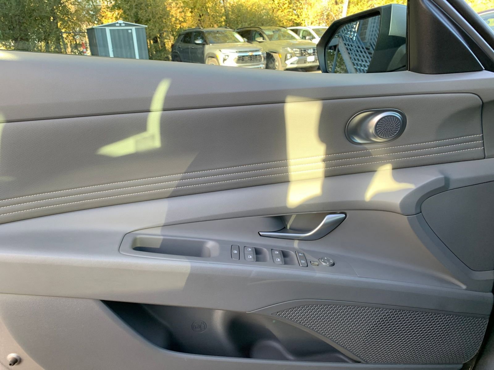 Used 2025 Hyundai Elantra SEL image 20