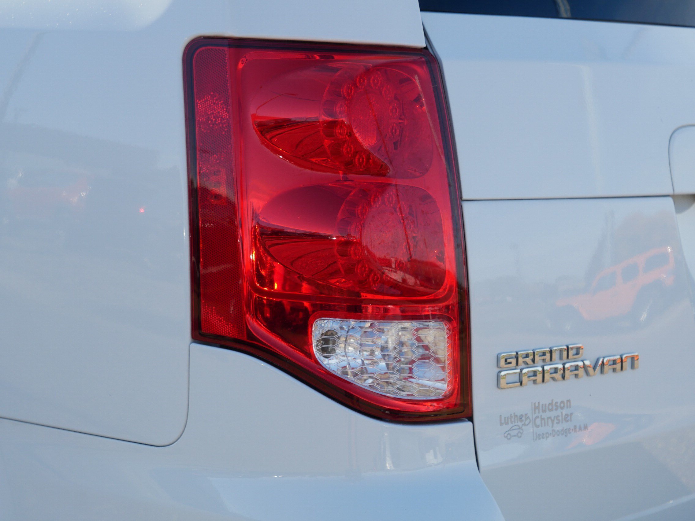Used 2020 Dodge Grand Caravan SXT FWD image 17
