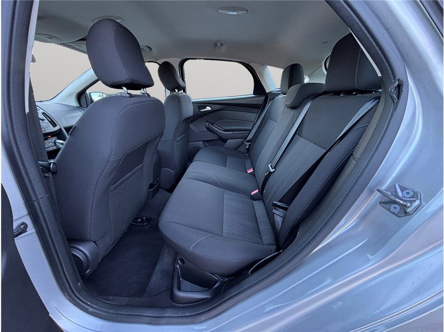 Used 2015 Ford Focus SE image 27