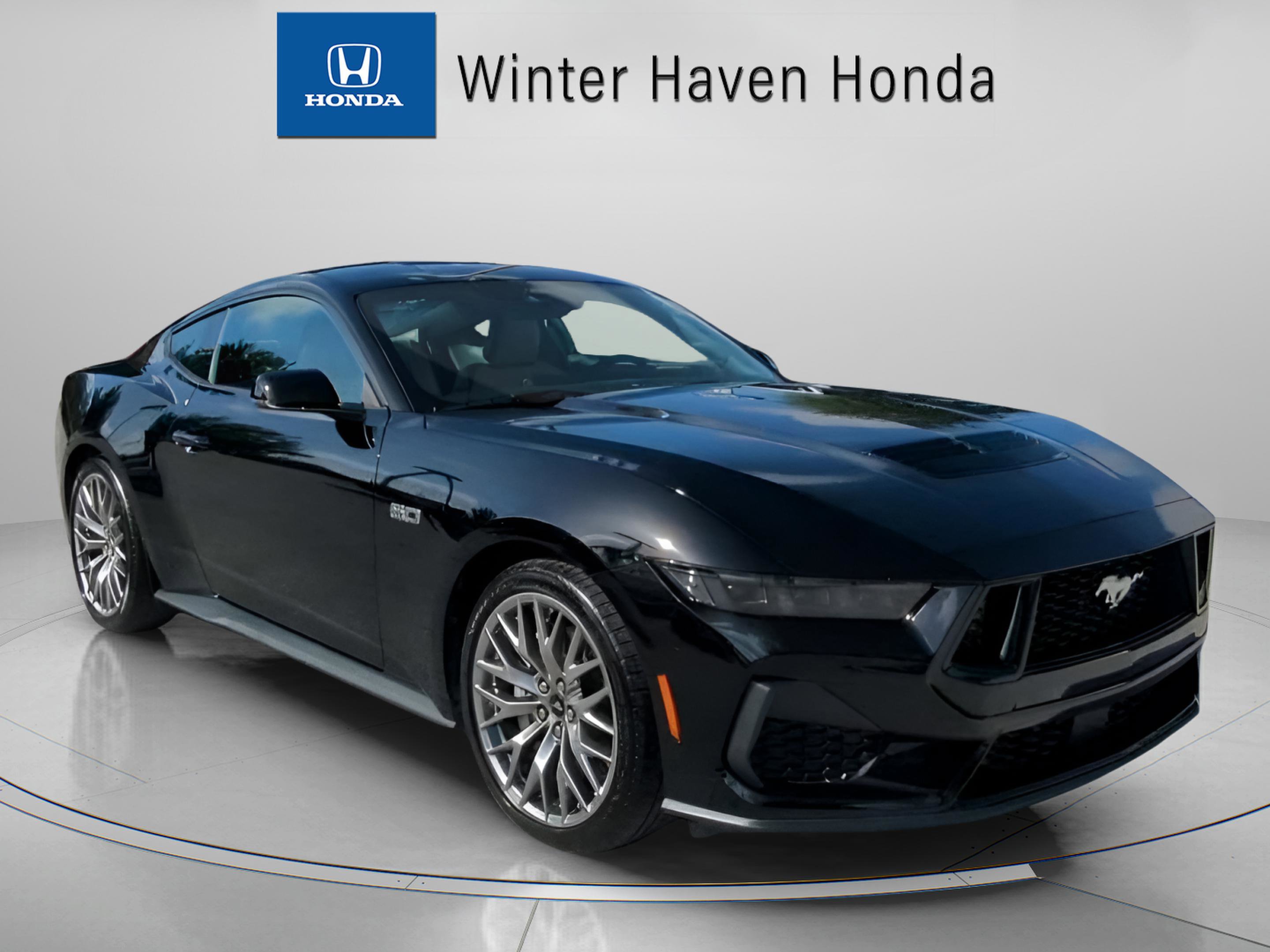 Used 2025 Ford Mustang GT Premium image 2