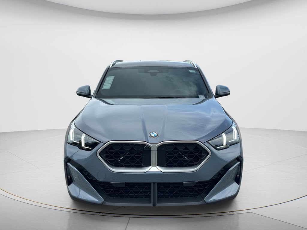 New 2026 BMW X2 xDrive28i w/ Technology Package AWD/4WD image 2