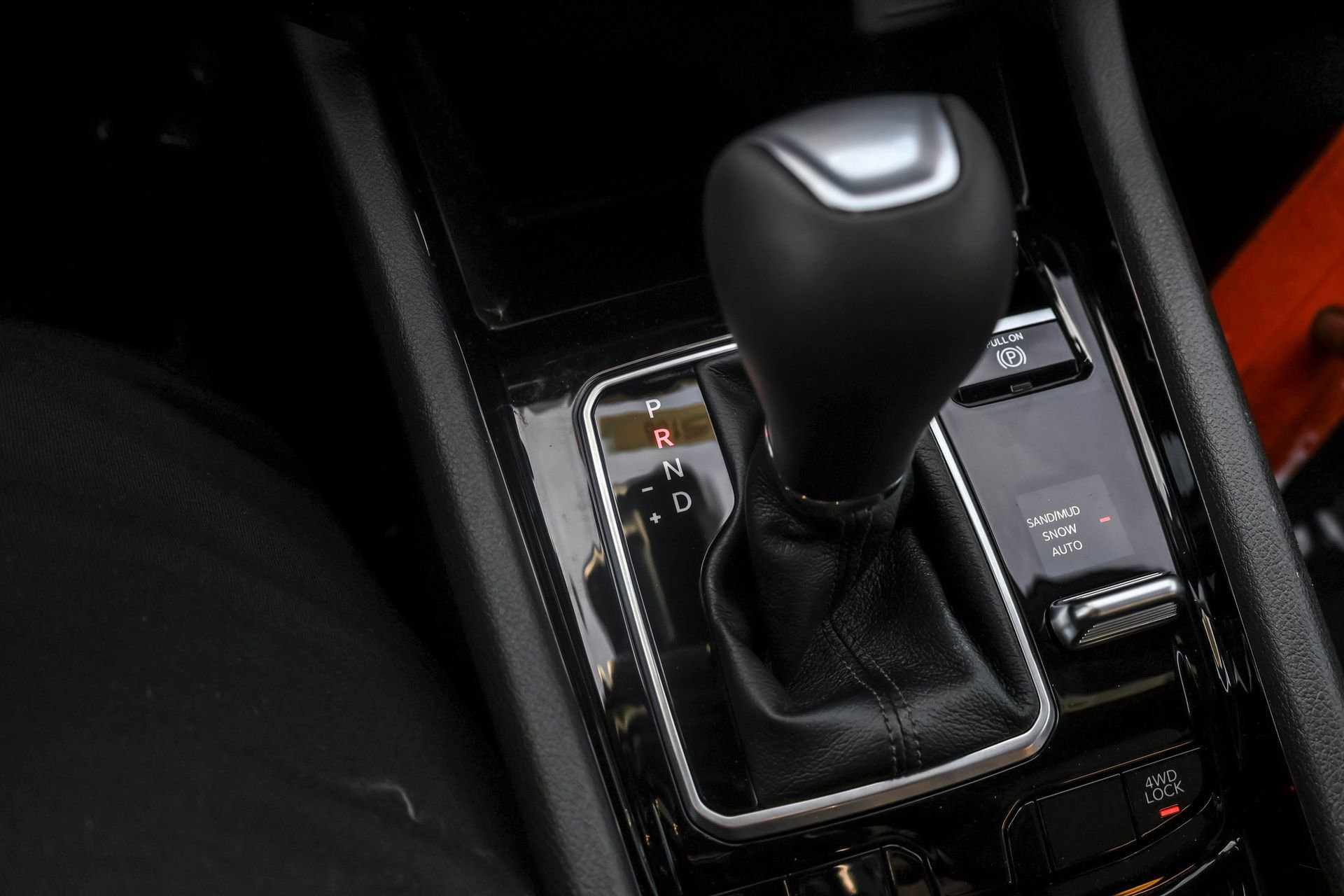 New 2026 Jeep Compass Latitude image 18