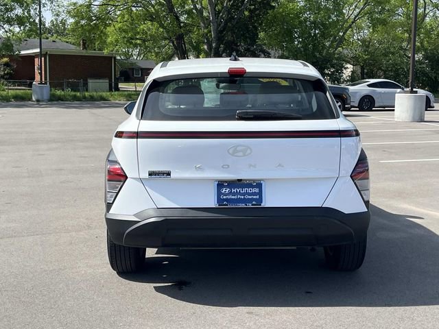 Certified 2025 Hyundai Kona SE image 6