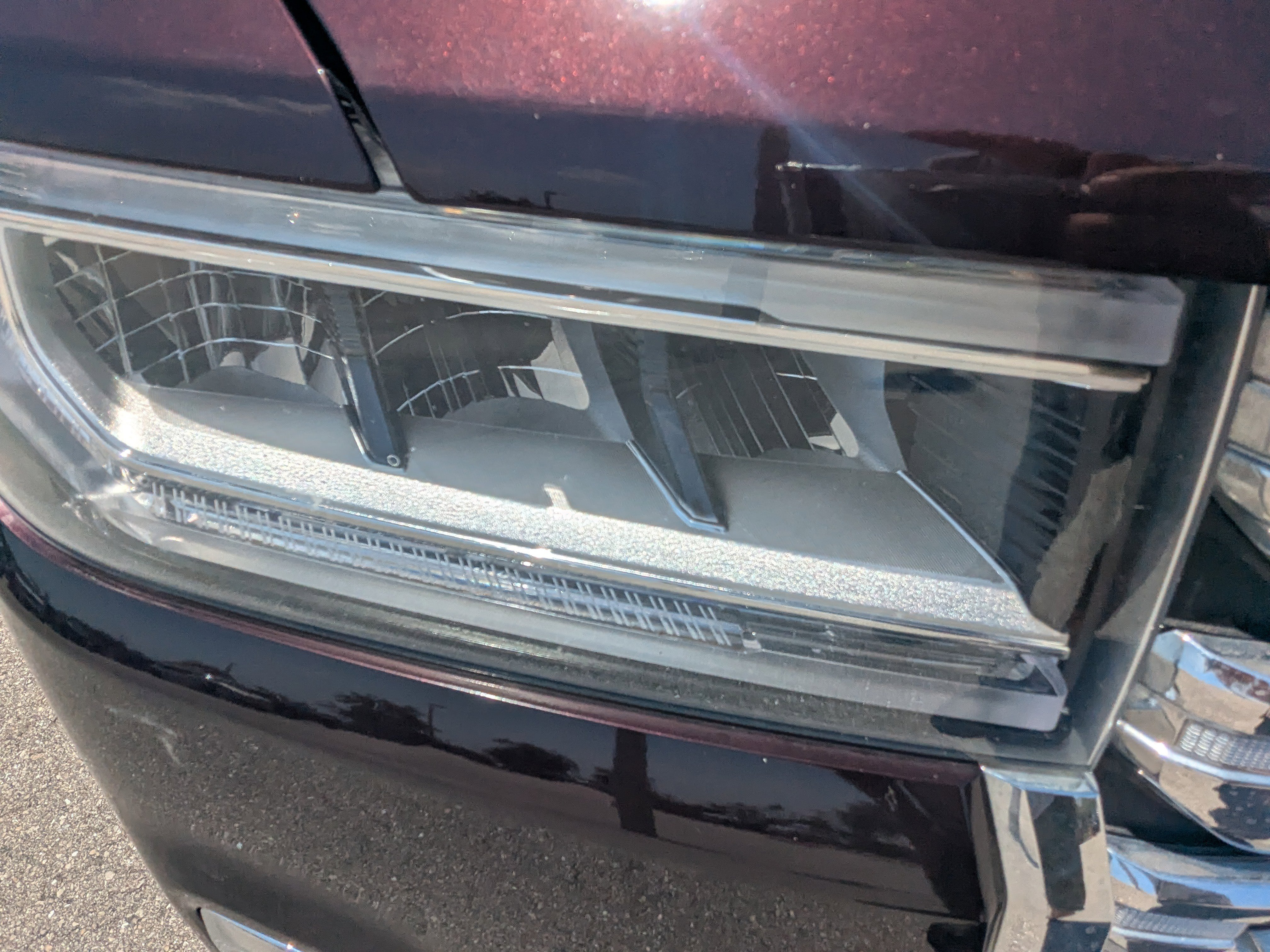 Used 2021 GMC Acadia SLT w/ Premium Package image 10