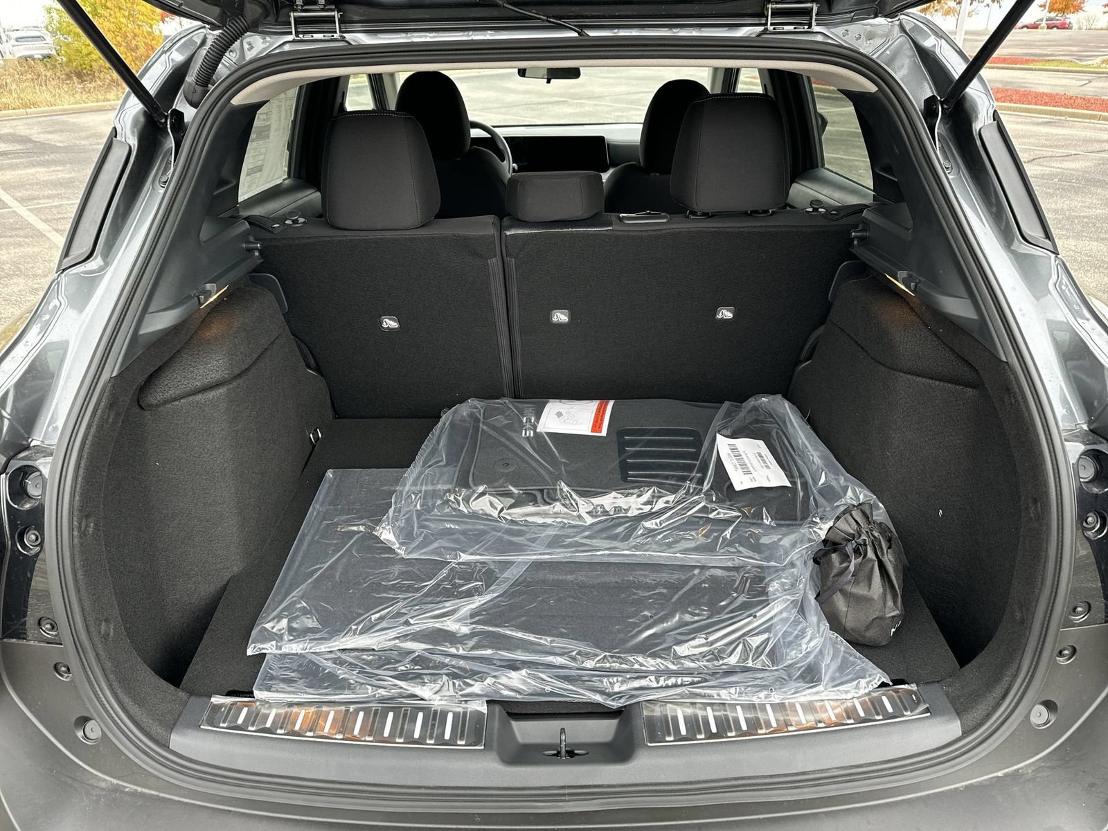New 2026 Nissan Kicks SV w/ SV Premium Package AWD/4WD image 34