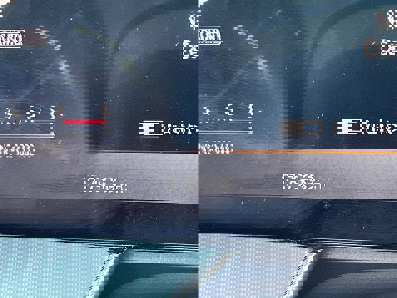 Certified 2025 Nissan Murano SL image 8