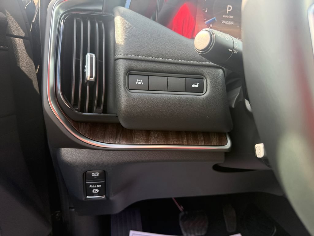 New 2026 Nissan Armada SL AWD/4WD image 24