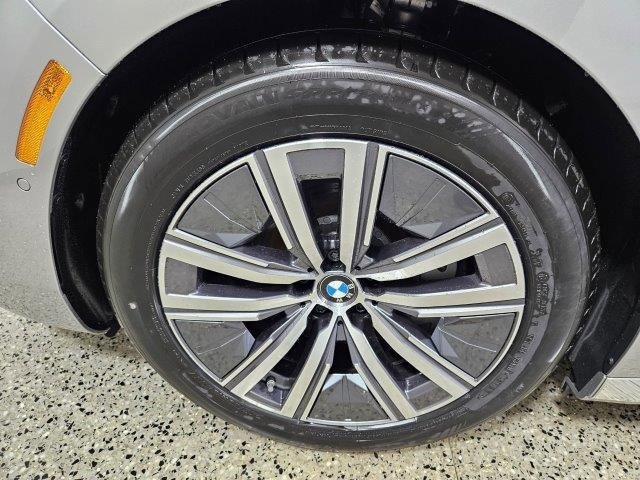 New 2024 BMW i7 eDrive50 image 8