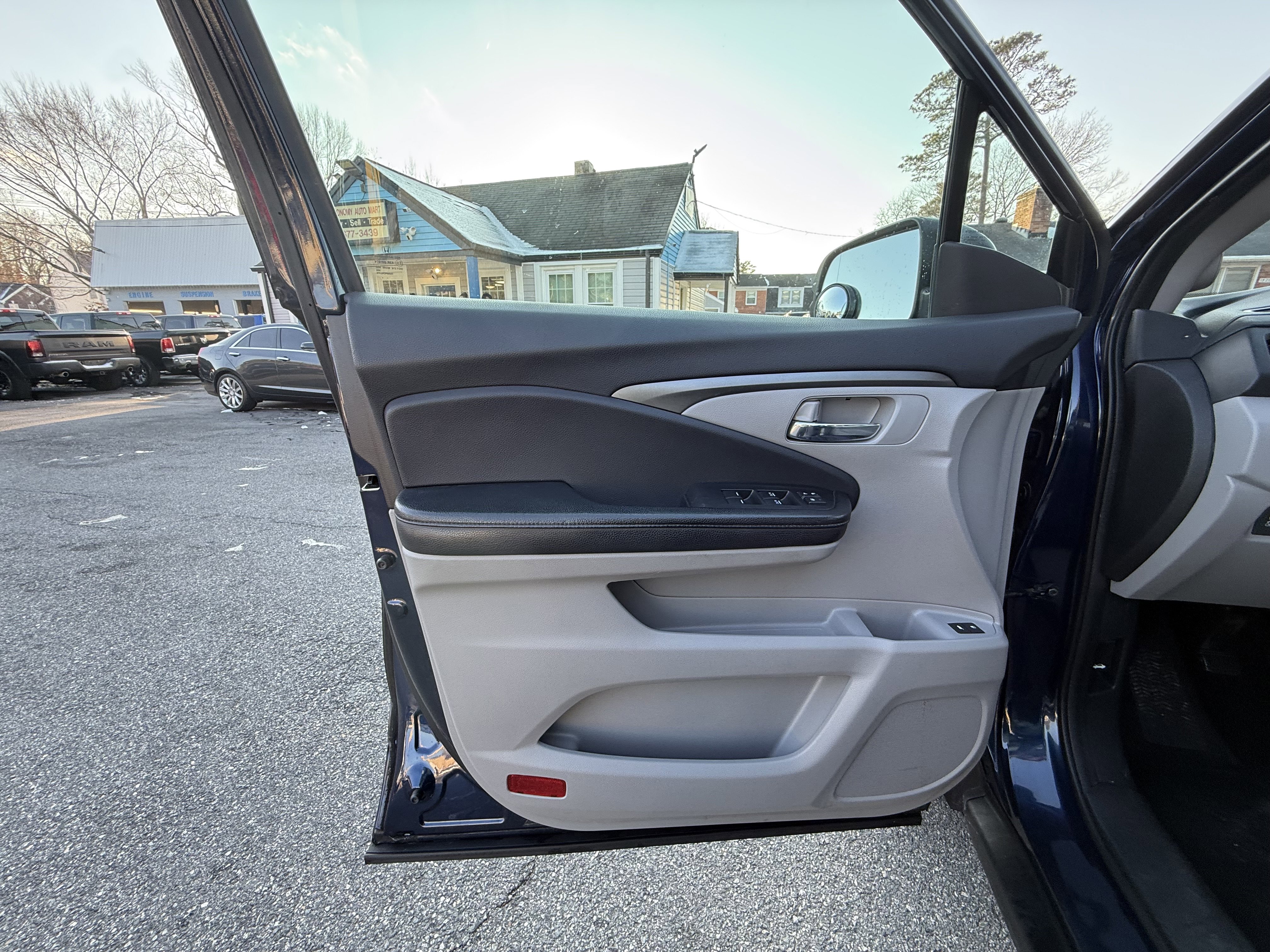 Used 2016 Honda Pilot EX-L image 11