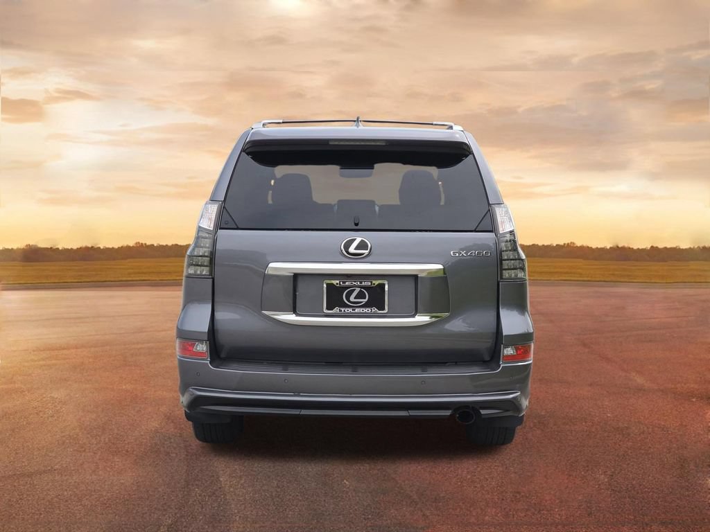 Certified 2023 Lexus GX 460 Luxury w/ Sport Design Package AWD/4WD image 10
