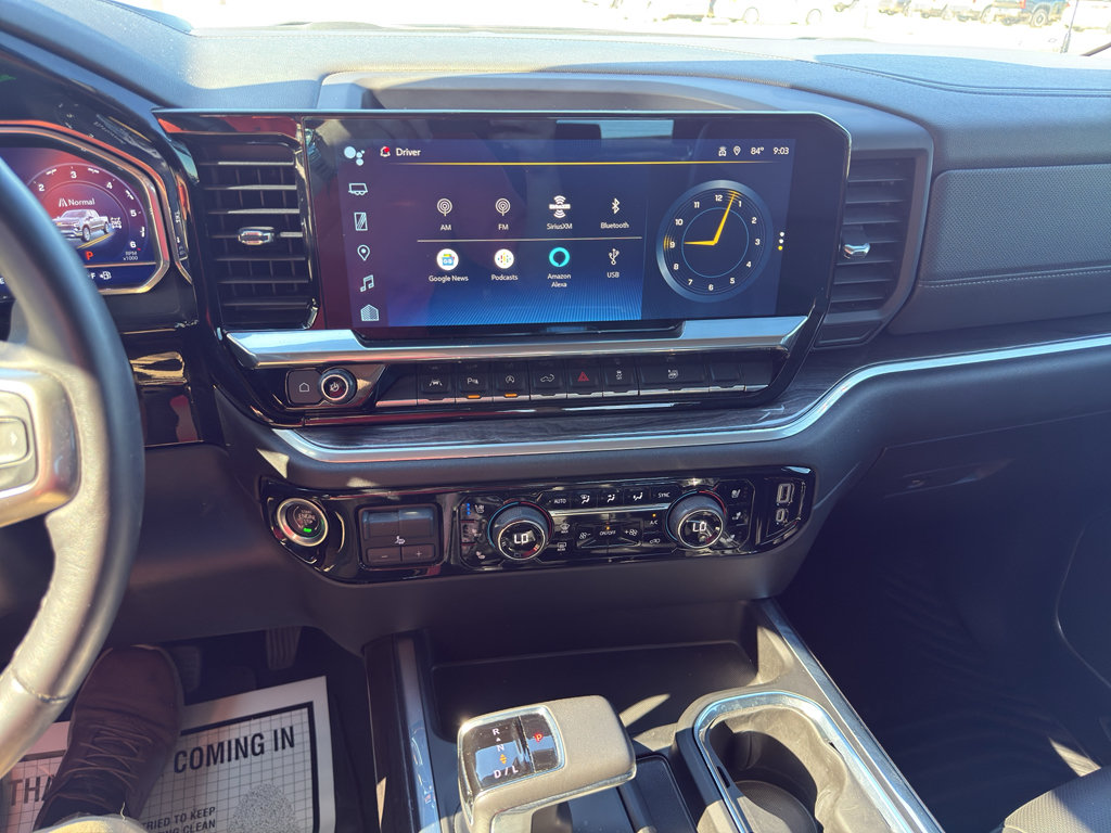 Used 2022 Chevrolet Silverado 1500 LTZ AWD/4WD image 17
