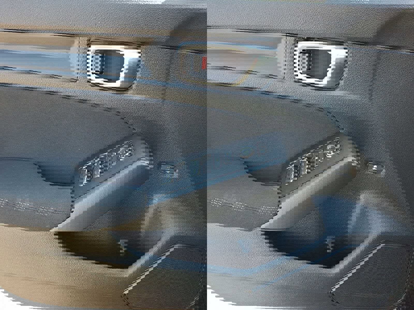 Used 2023 Honda Civic Sport image 13